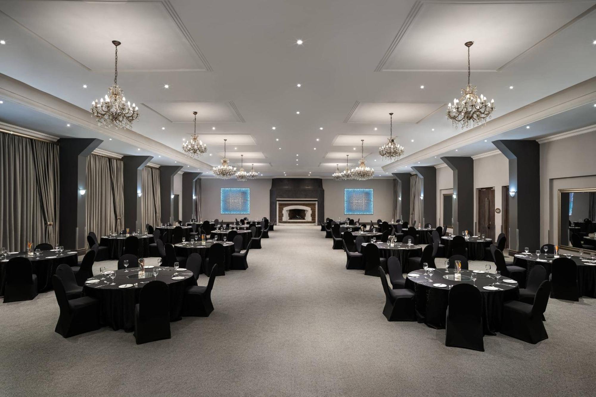 Protea Hotel By Marriott Johannesburg Wanderers Εξωτερικό φωτογραφία