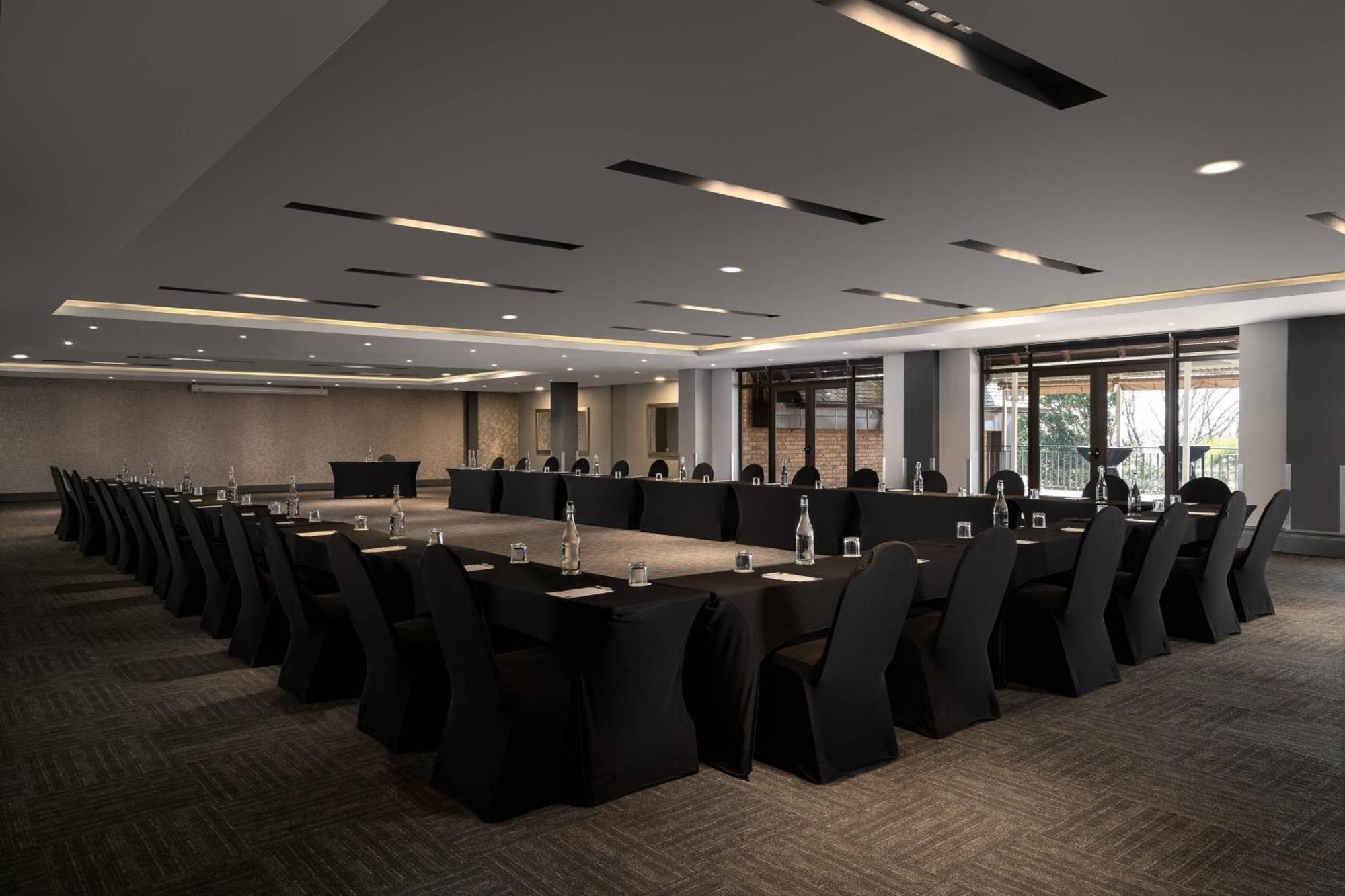 Protea Hotel By Marriott Johannesburg Wanderers Εξωτερικό φωτογραφία
