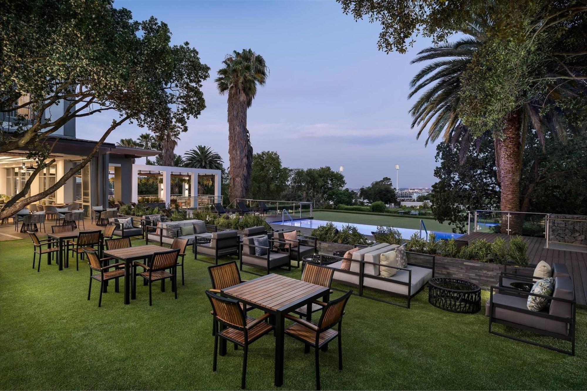 Protea Hotel By Marriott Johannesburg Wanderers Εξωτερικό φωτογραφία